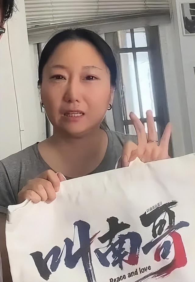 苏超足球联赛抢票实测：7分钟被抢空刚刚“苏超”发布首条微博！爆火的(图2)